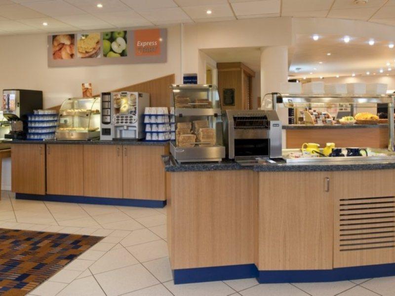 Holiday Inn Express Manchester East, An Ihg Hotel Restaurante foto